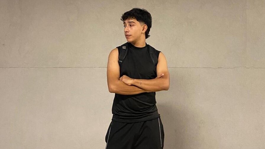 AntonyMex's live cam