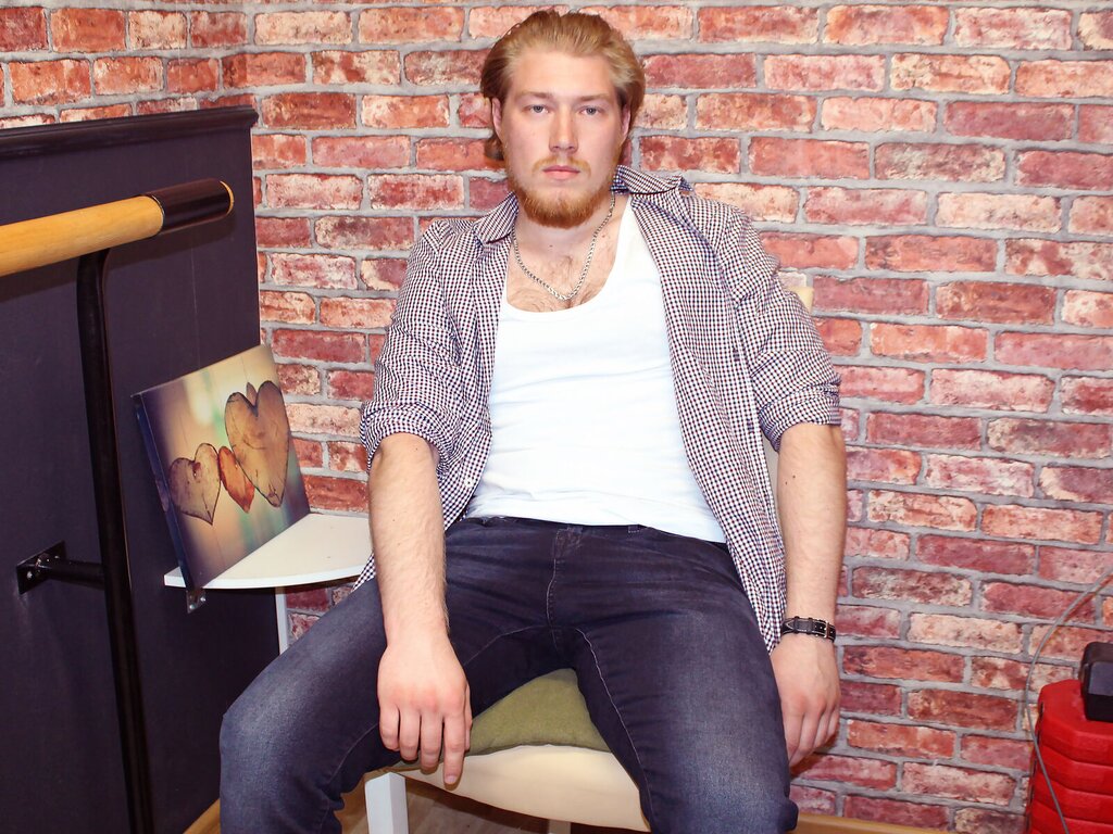 JaydenKlaus's live cam