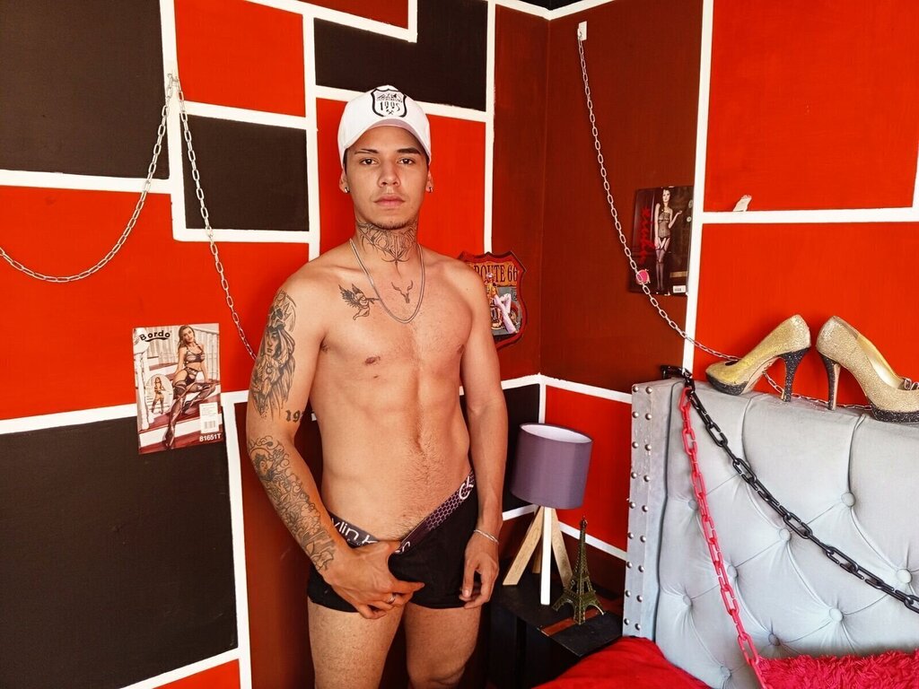 LuisMedina's live cam