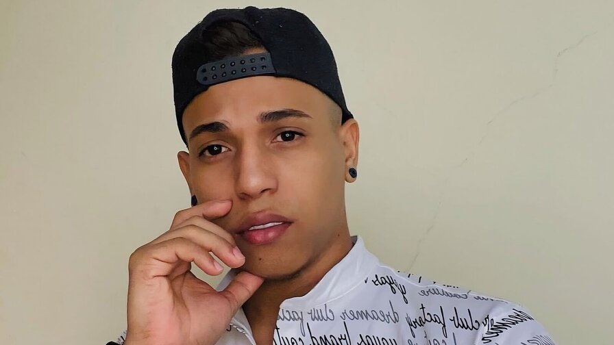 StivenCastillo's live cam