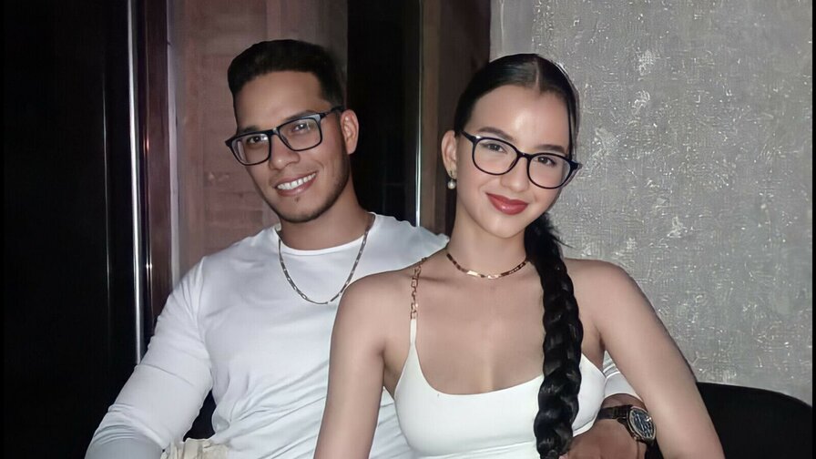 AbelAndAna's live cam