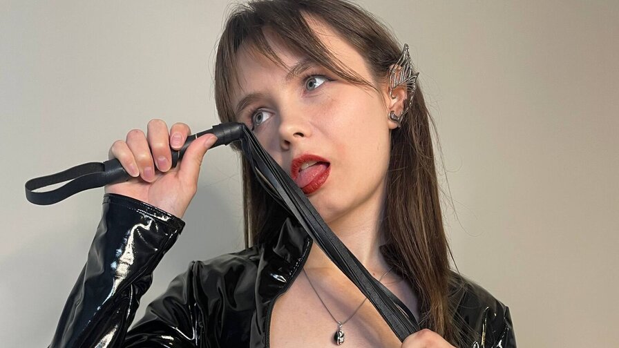 CirilaRianon's live cam