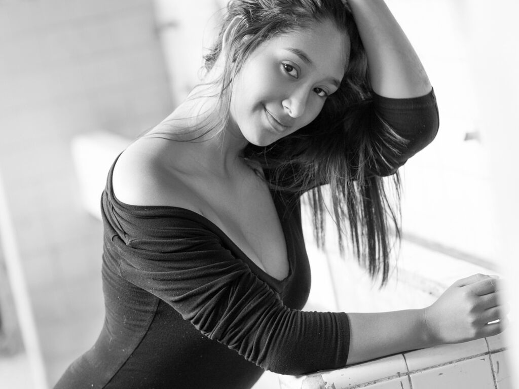 AlexaPoet's live cam