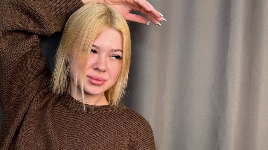 CharleneDou's live cam