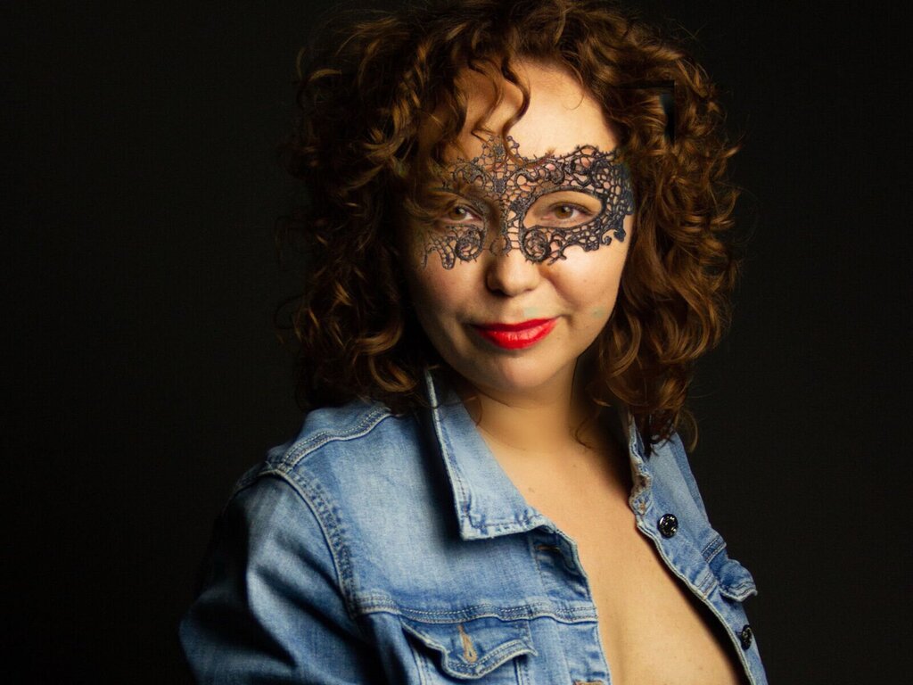 EliseMoreau's live cam