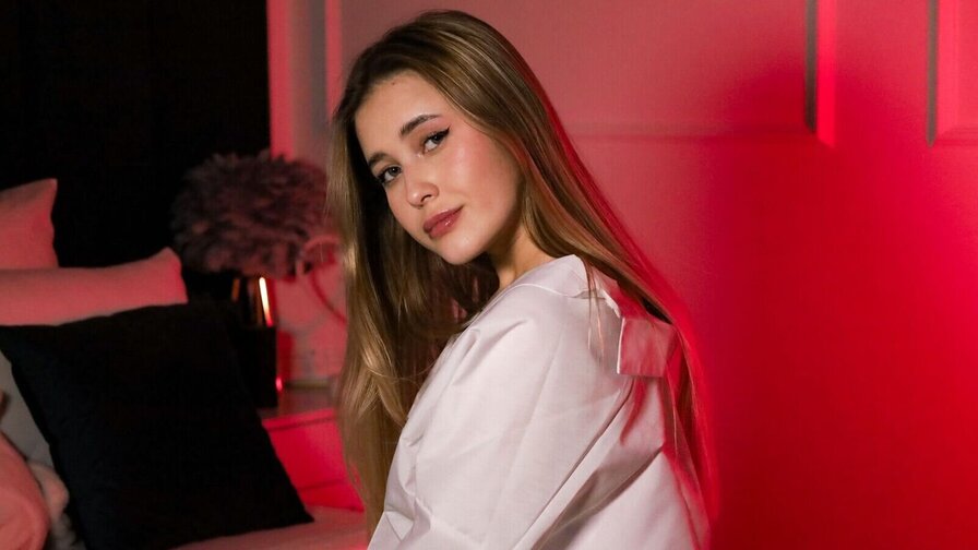 EmillyFox's live cam