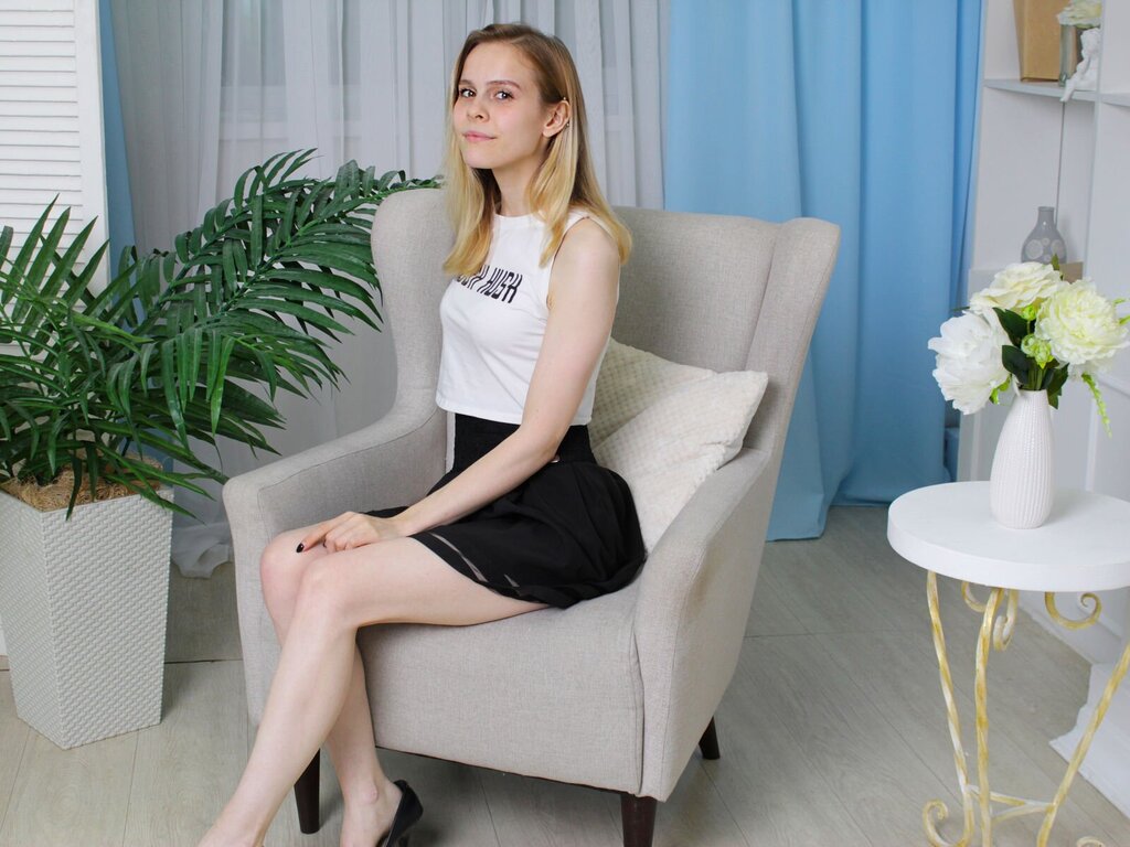 EmmaFerris's live cam