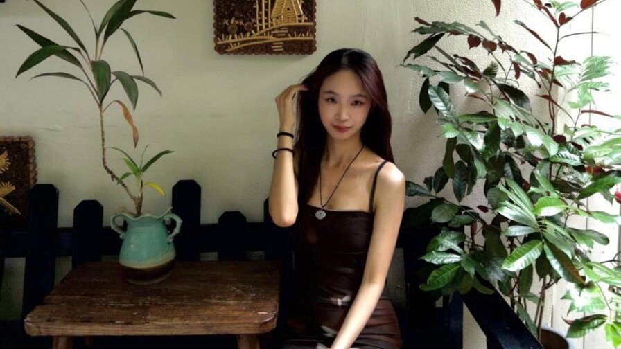 HarrietHelen's live cam