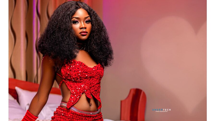 LalahEmrald's live cam