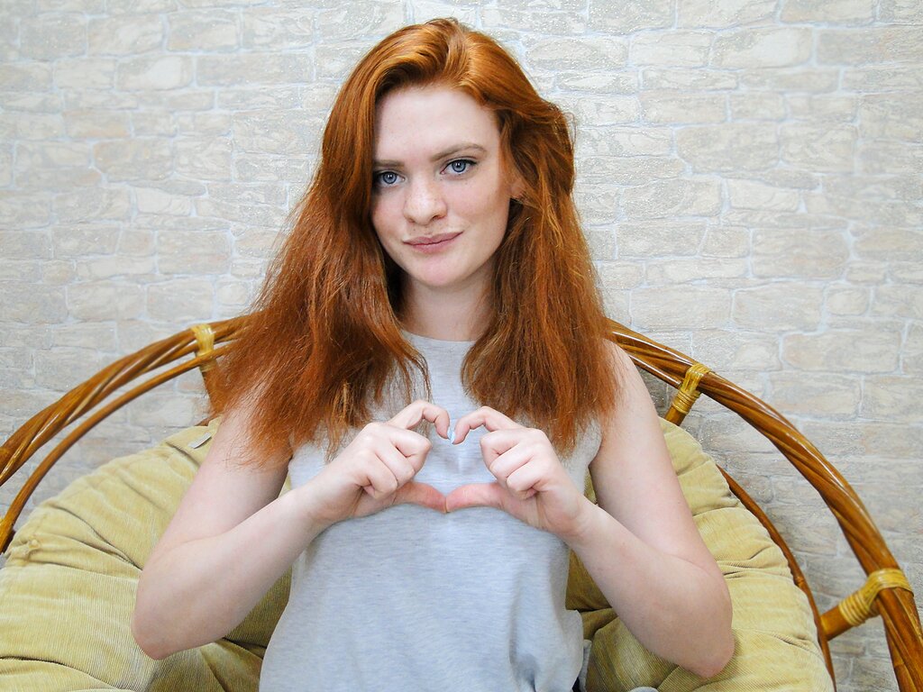 LovelyGingerRose's live cam