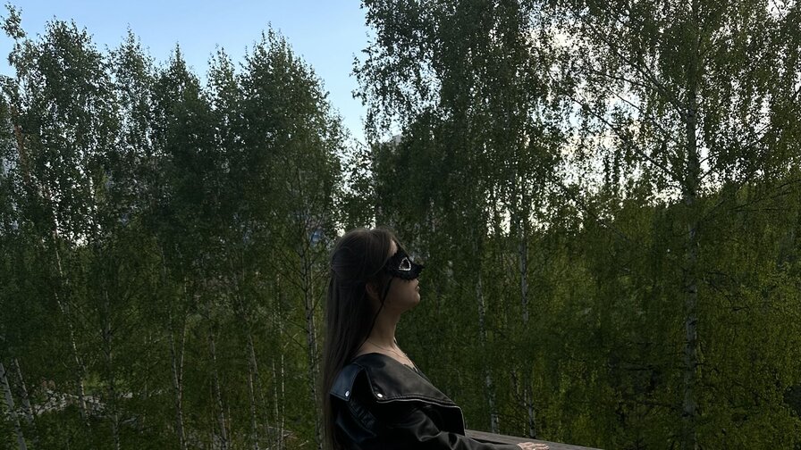 MillaHarris's live cam