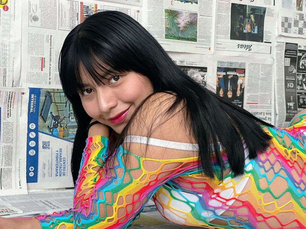 NatalieDiiaz's live cam