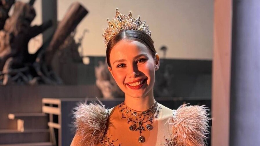 NylaPitarresi's live cam