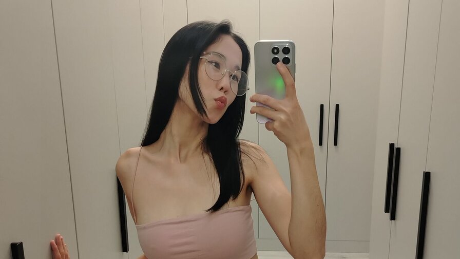 ReinaChann's live cam