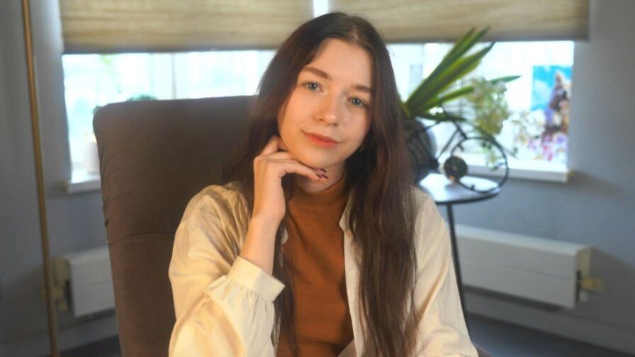 SandeeMenchaca's live cam