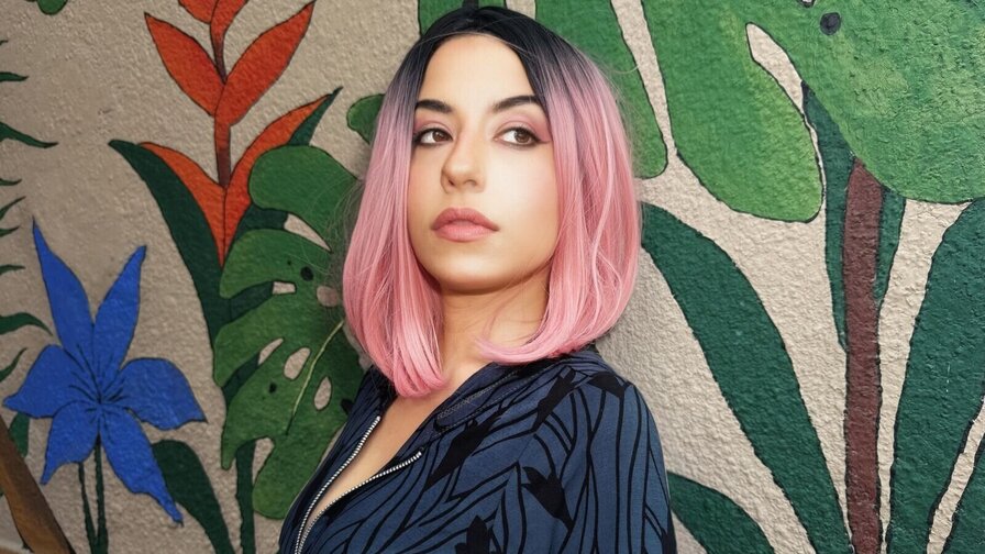 SummerLily's live cam