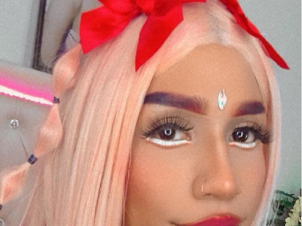 EmilySusan's live cam